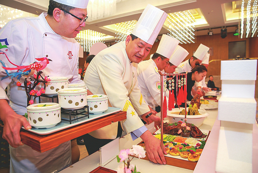 十大新派晋菜与优秀品牌共谱晋味新章，餐饮管理创新驱动行业发展