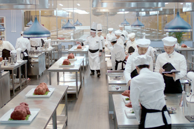 西餐行业的发展趋势与餐饮企业管理新思路